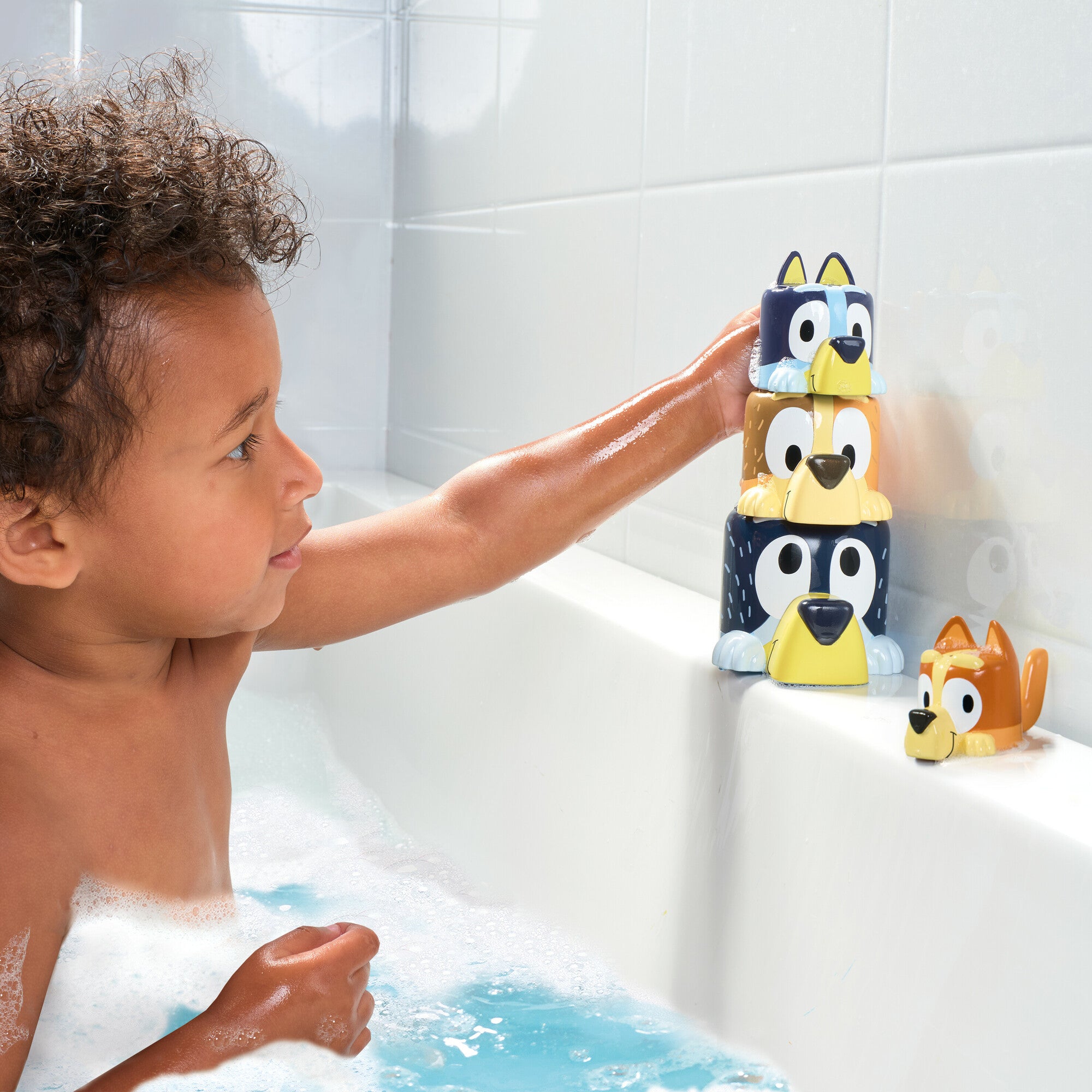Bluey's Family Pouring Cups Bath Toy