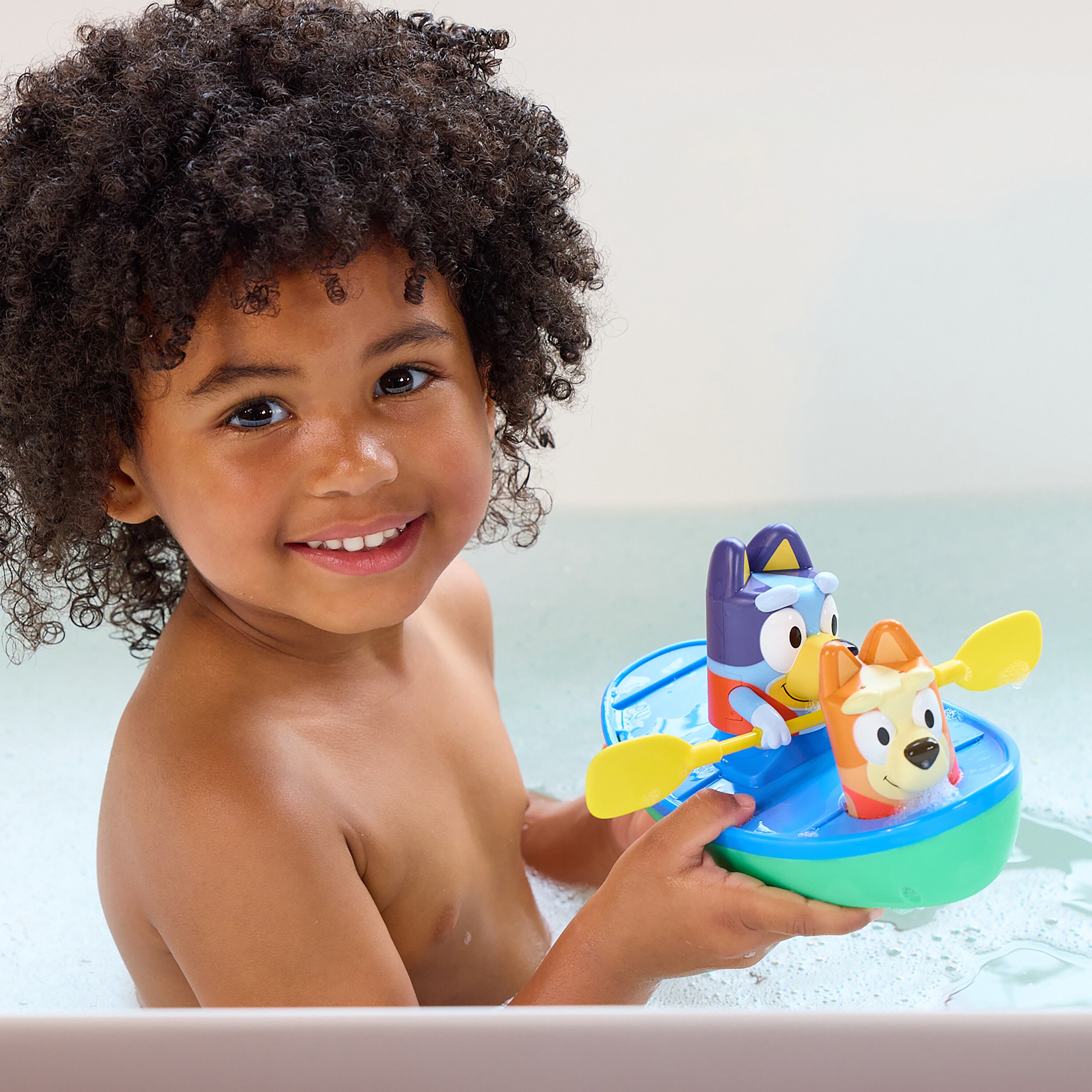 TOMY Toomies Bluey Paddling Canoe