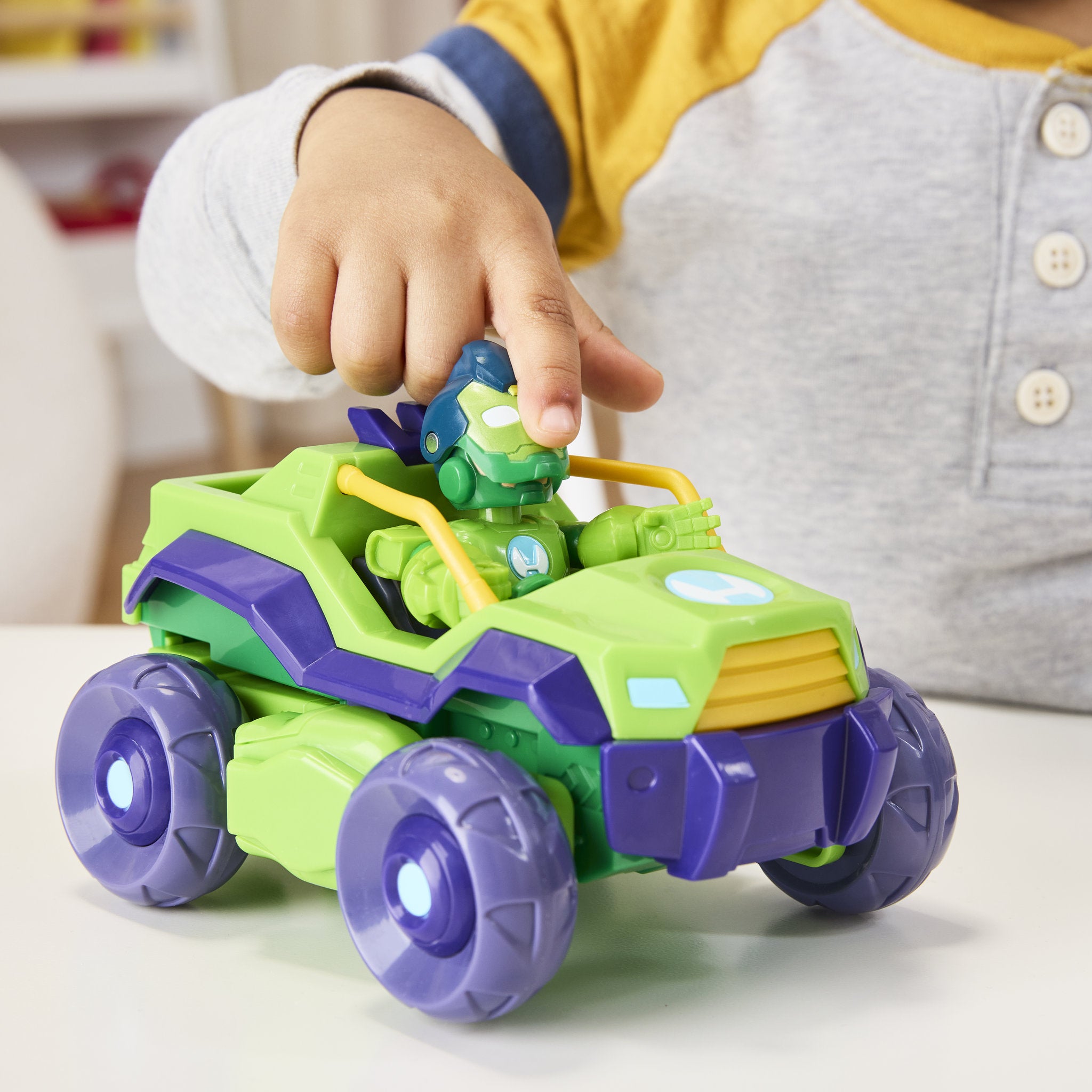 Marvel Iron Man and His Awesome Friends Iron Hulk 2-In-1 Mech Suit & Vehicle