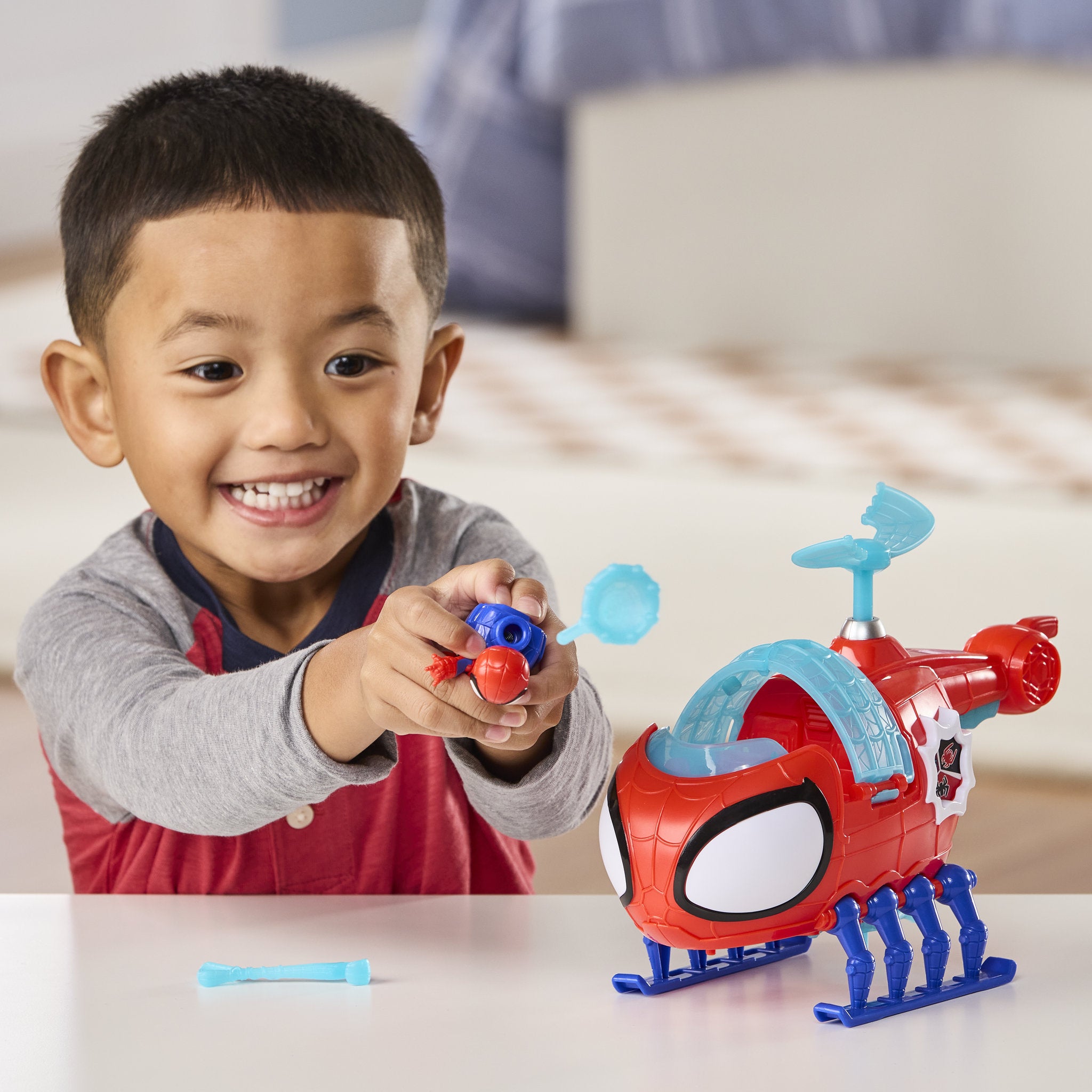 Marvel Spidey And His Amazing Friends Team Spidey - Spidey Copter Vehicle & Figure