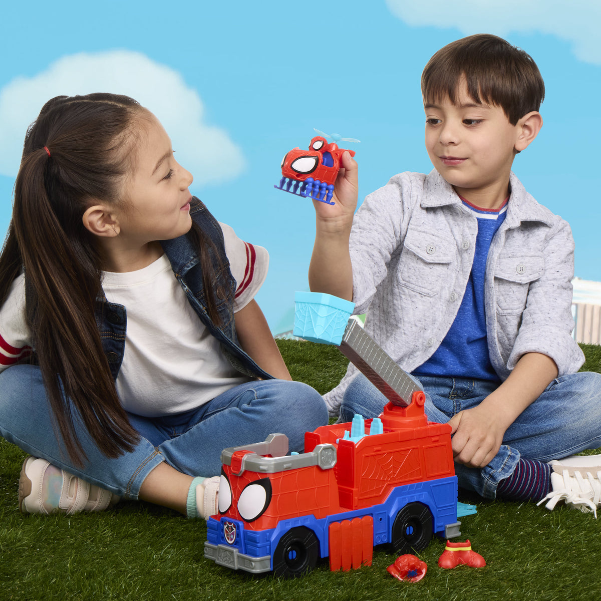 Marvel Spidey and His Amazing Friends Rescue Webs Firetruck