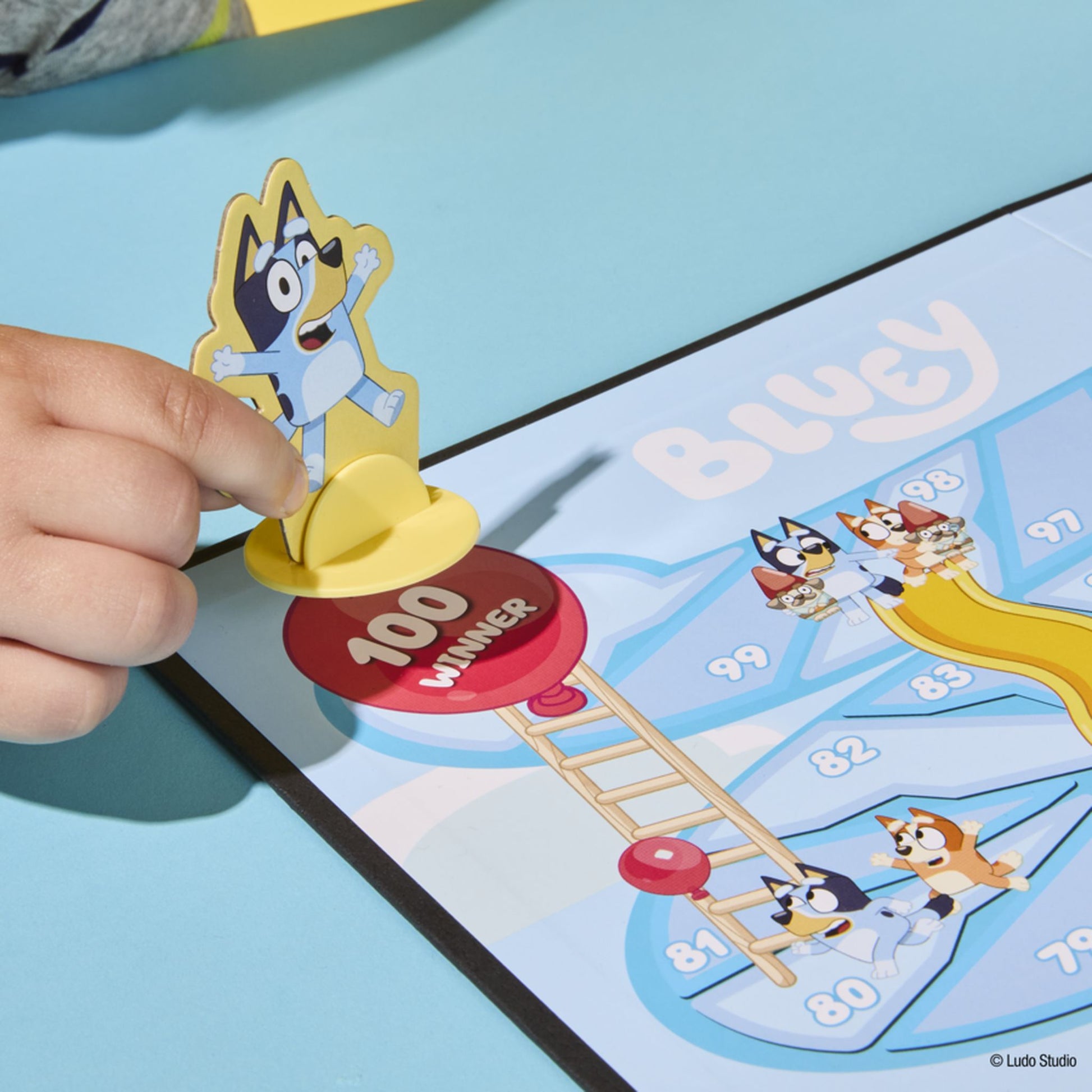Bluey Chutes & Ladders - Toyworld Australia