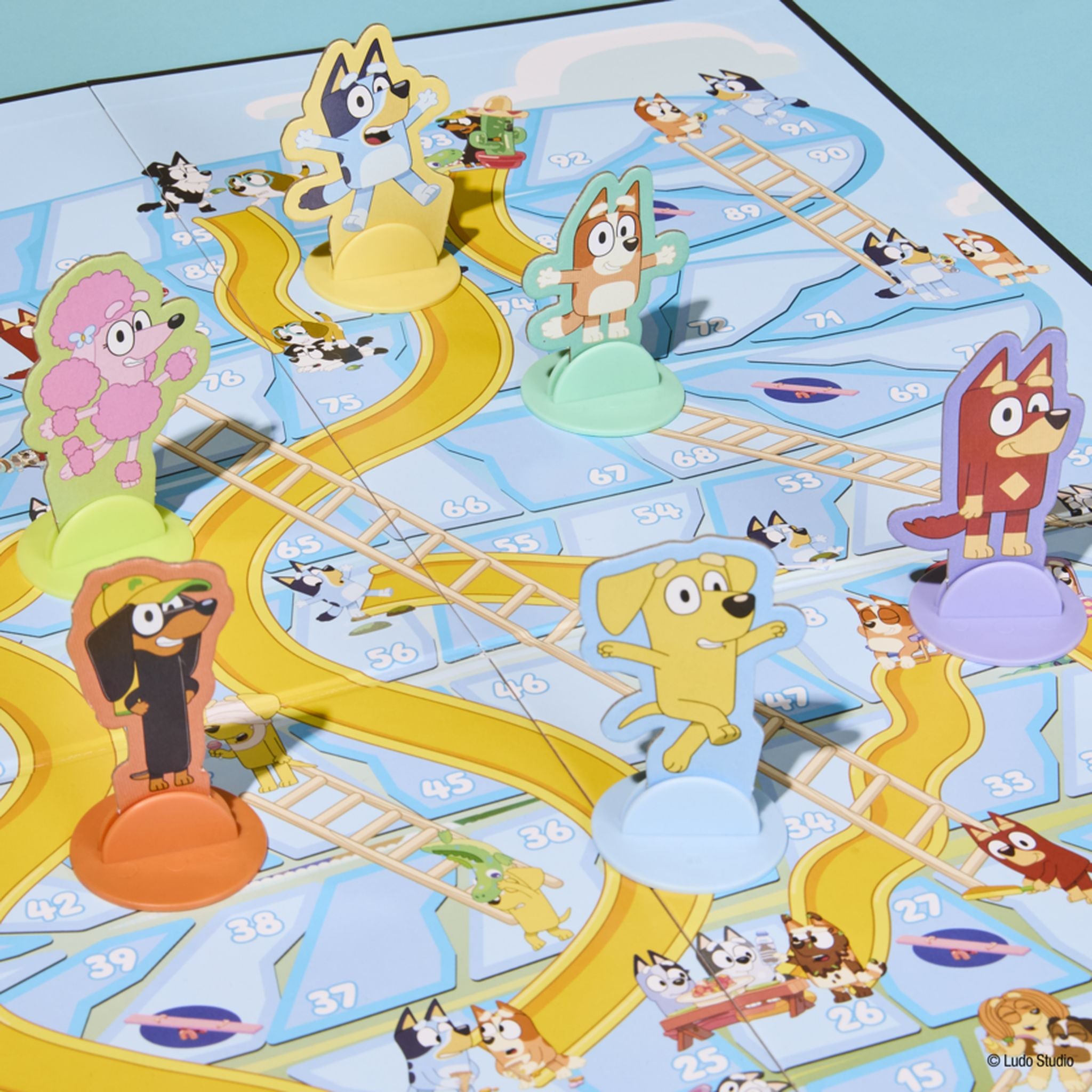 Bluey Chutes & Ladders - Toyworld Australia