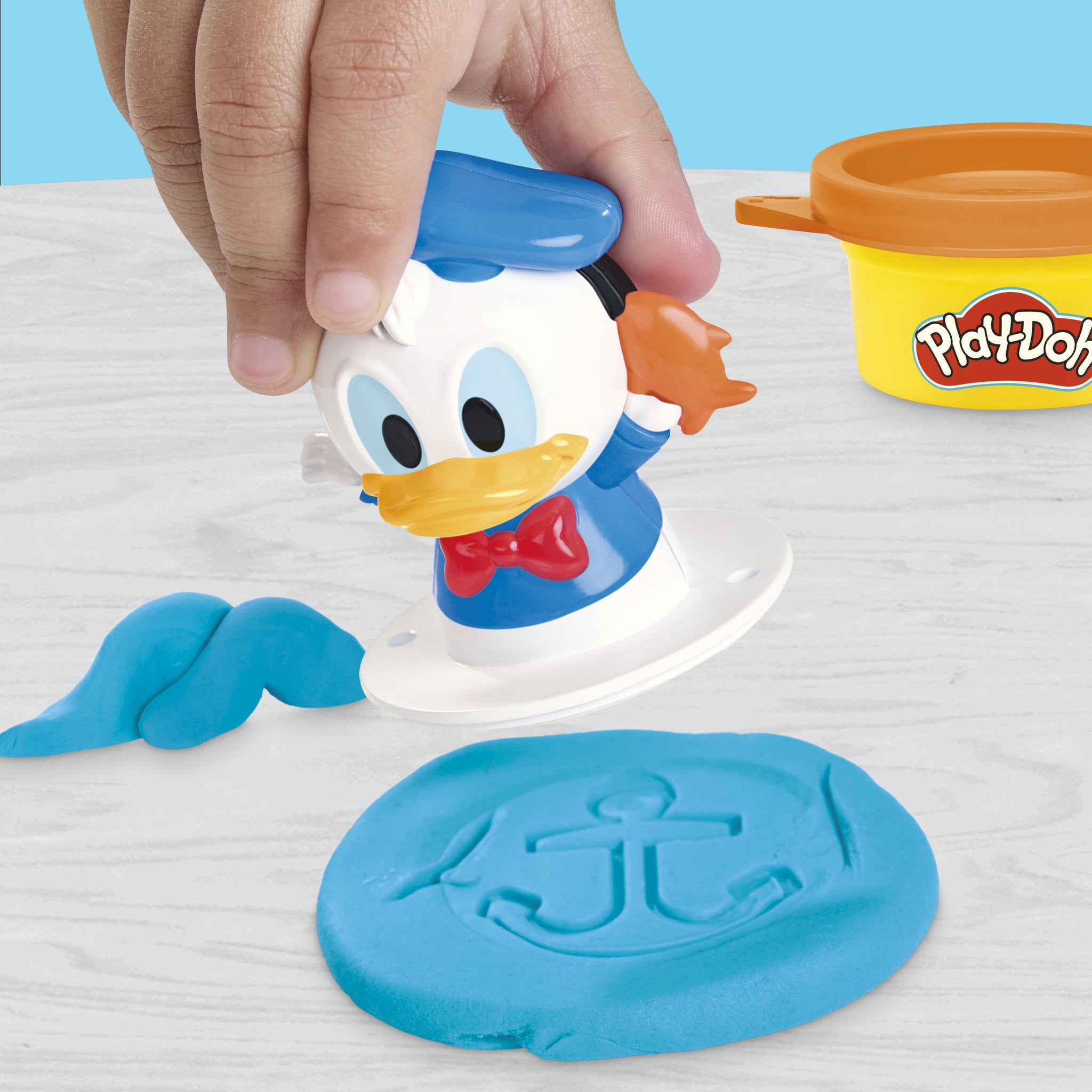 Play-Doh Disney Junior Stamp And Go Donald Duck