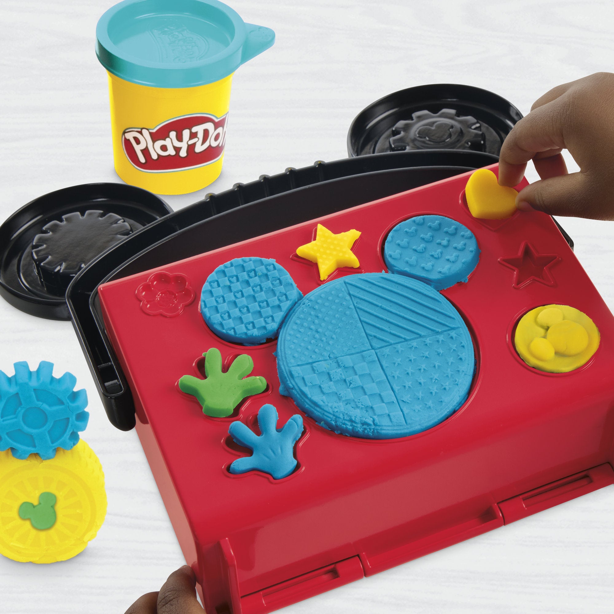 Play-Doh Disney Junior Mickey Mouse Clubhouse On-The-Go Garage Playset