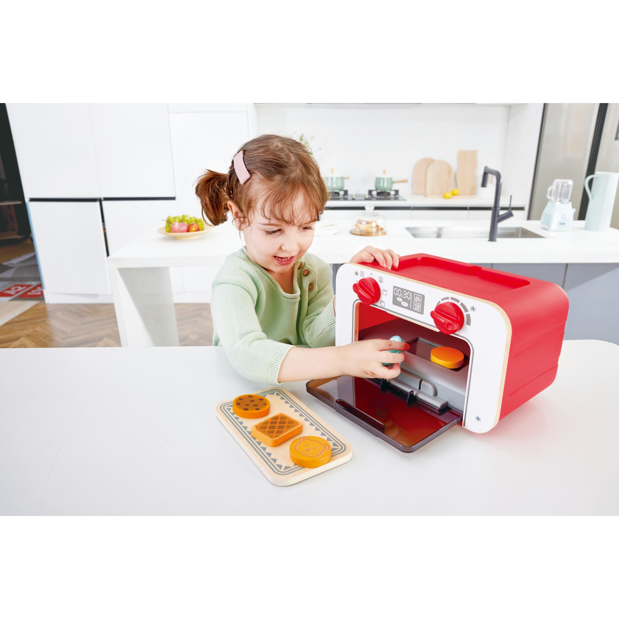 Hape My Baking Oven With Magic Cookies