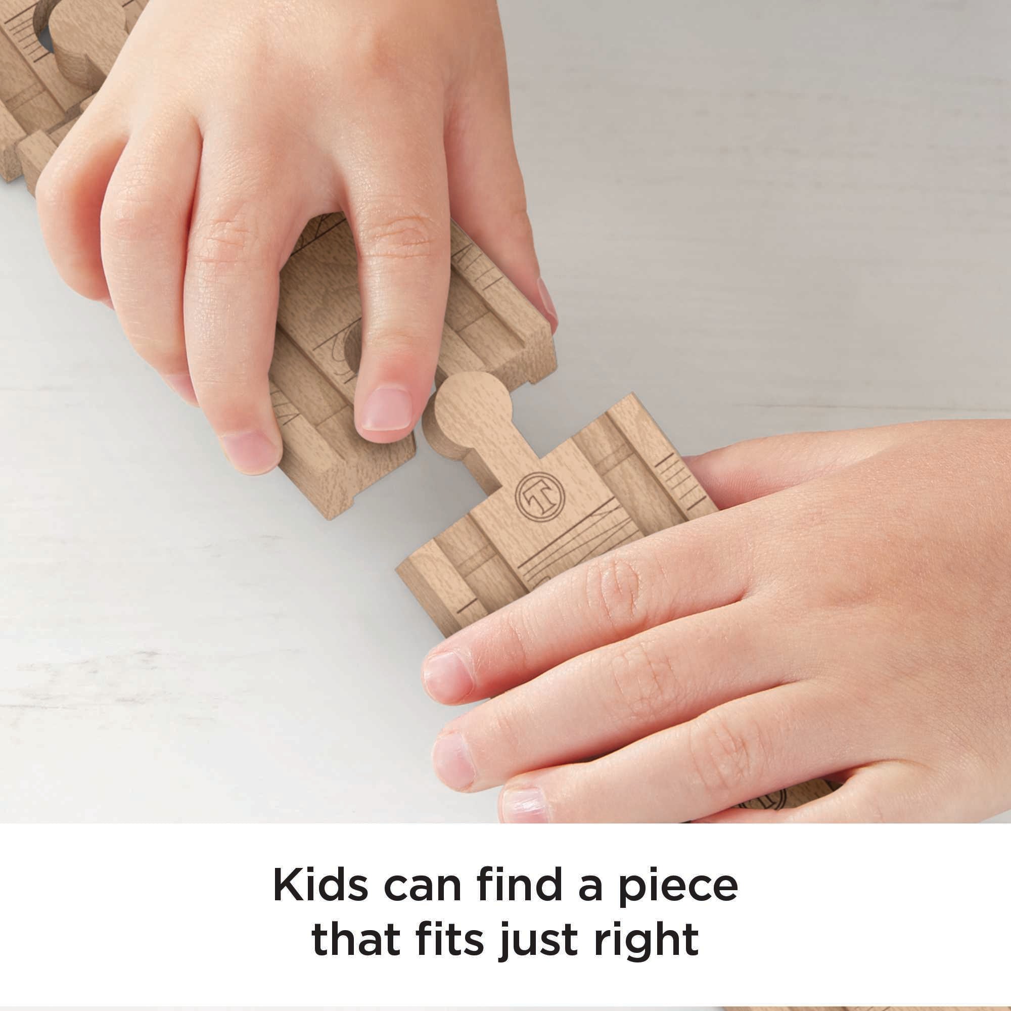Fisher-Price Thomas & Friends Wooden Railway Expansion Clackety Track Pack