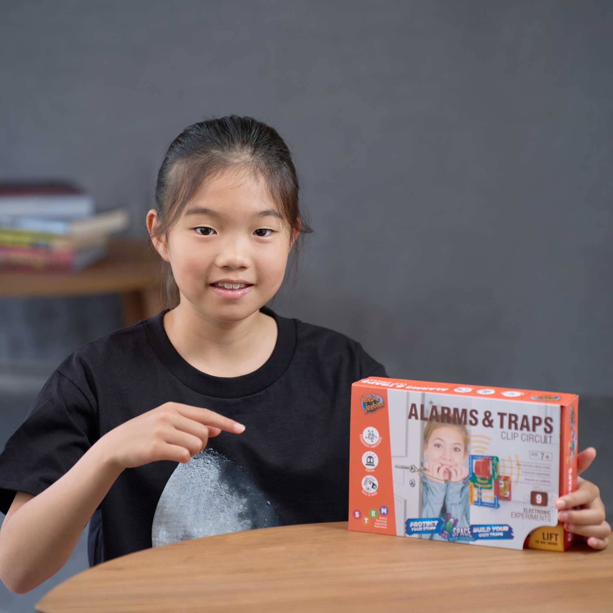 Heebie Jeebies Clip Circuit Alarms & Traps