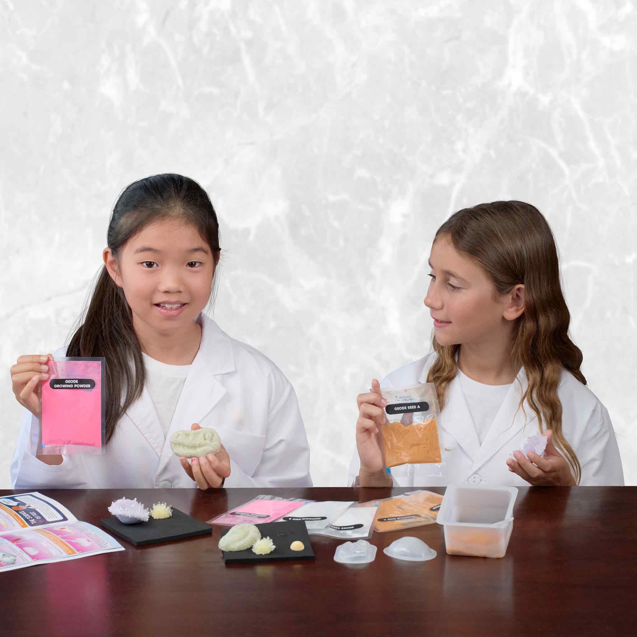 Heebie Jeebies Crystal Grow and Explore Kit