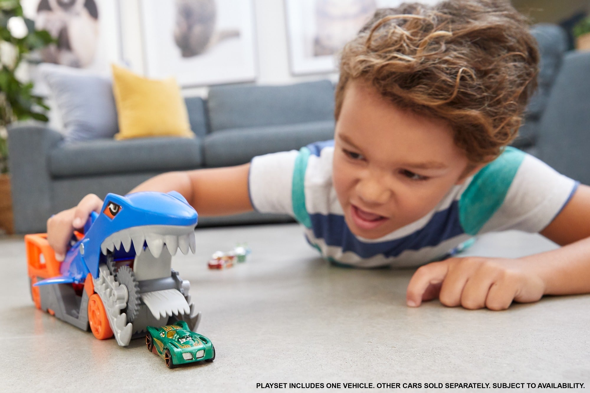 Hot Wheels City Shark Chomp Transporter