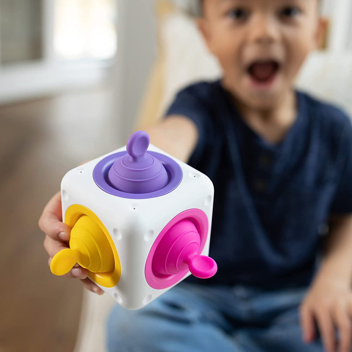 Fat Brain Toys Tugl Cube