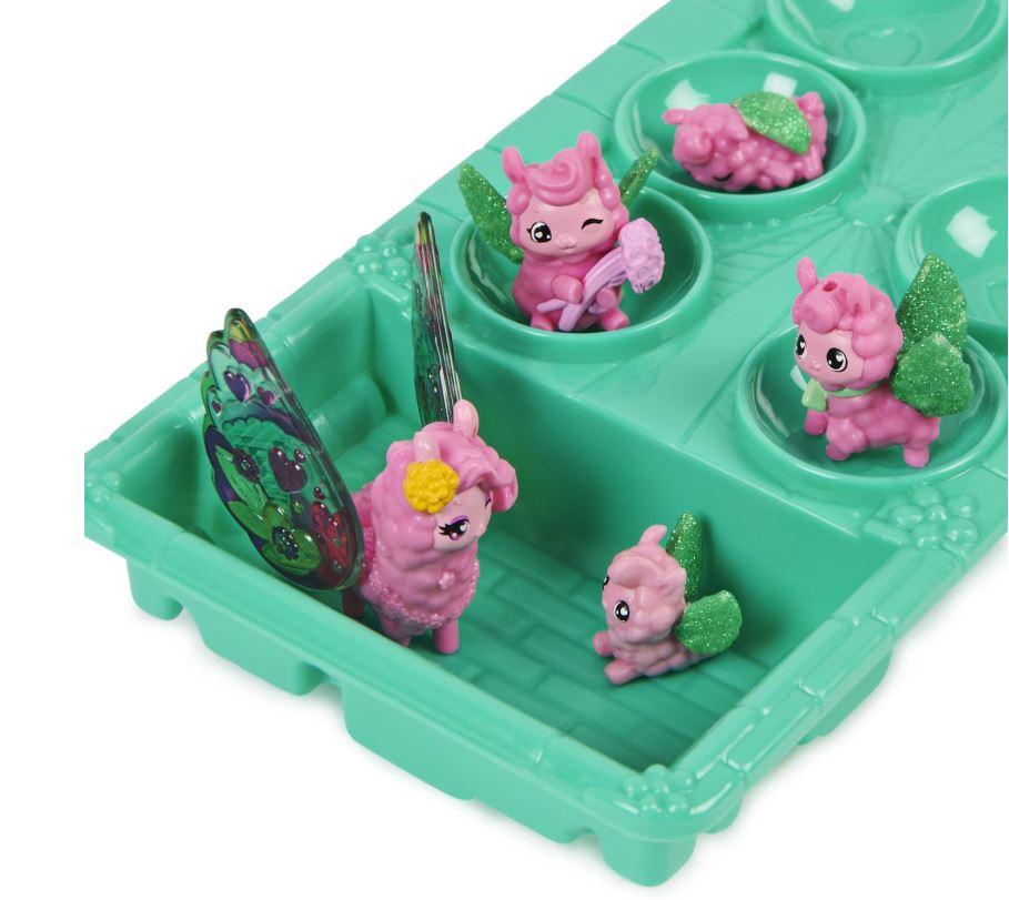 Hatchimals CollEGGtibles Rainbow-Cation Family Carton