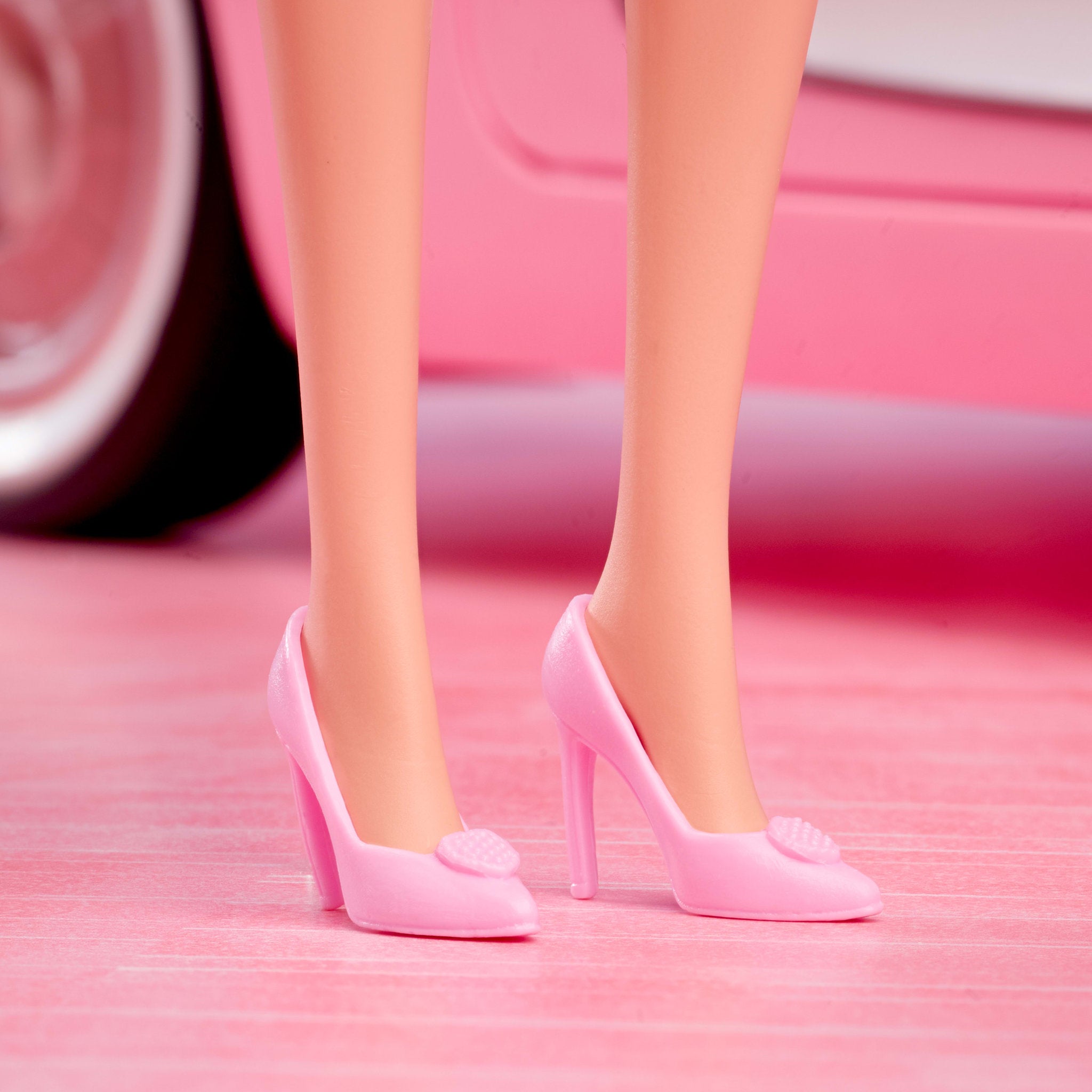 Barbie Signature Barbie The Movie Pink Puffy Dress