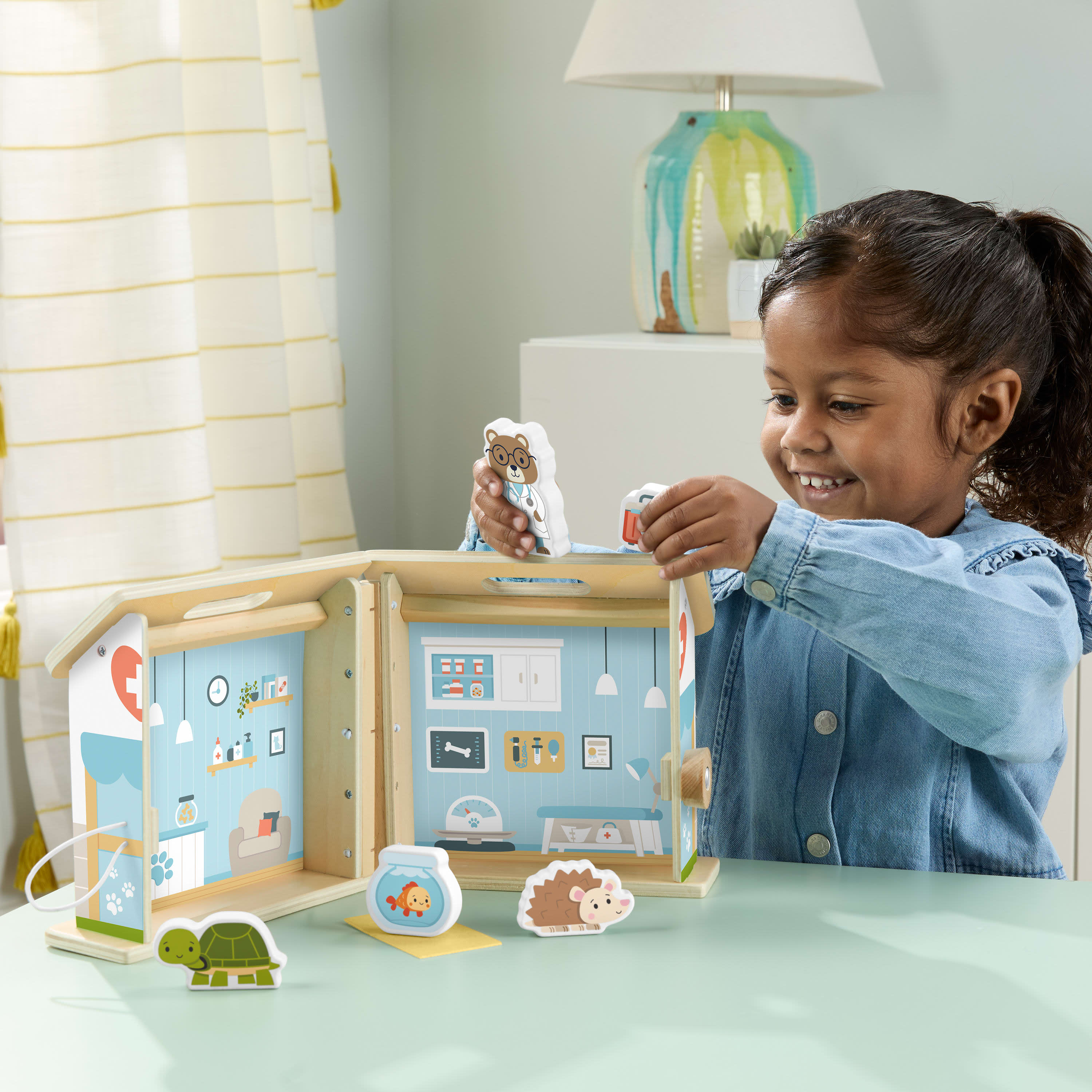 Fisher-Price Wood On-the-Go Pet Hospital