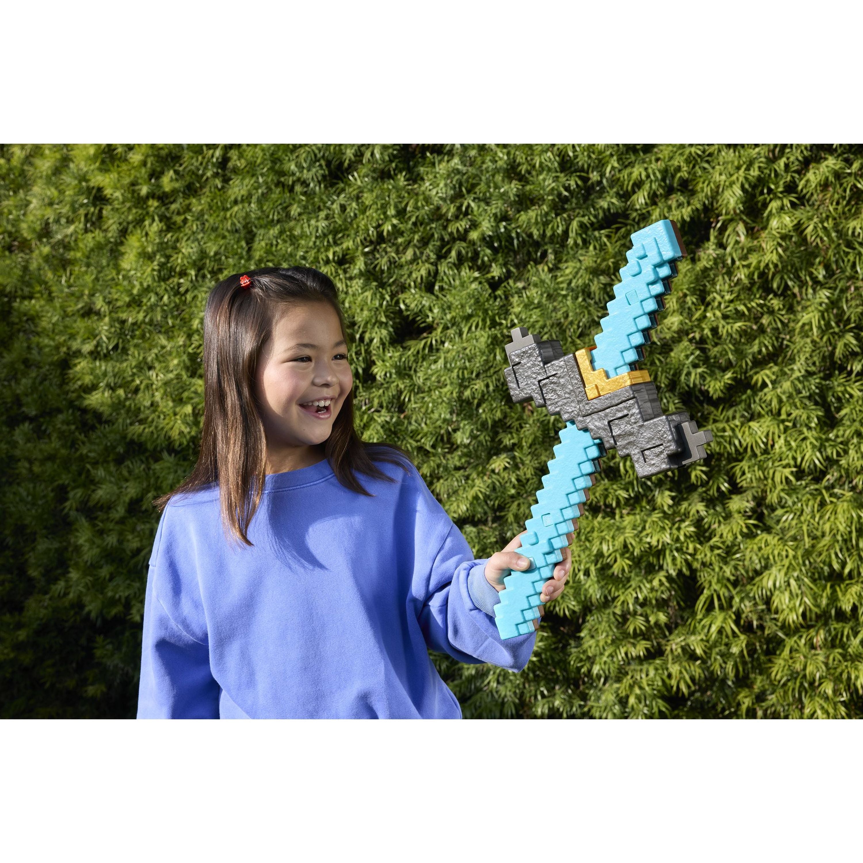 A Minecraft Movie Click and Switch Sword and Pickaxe