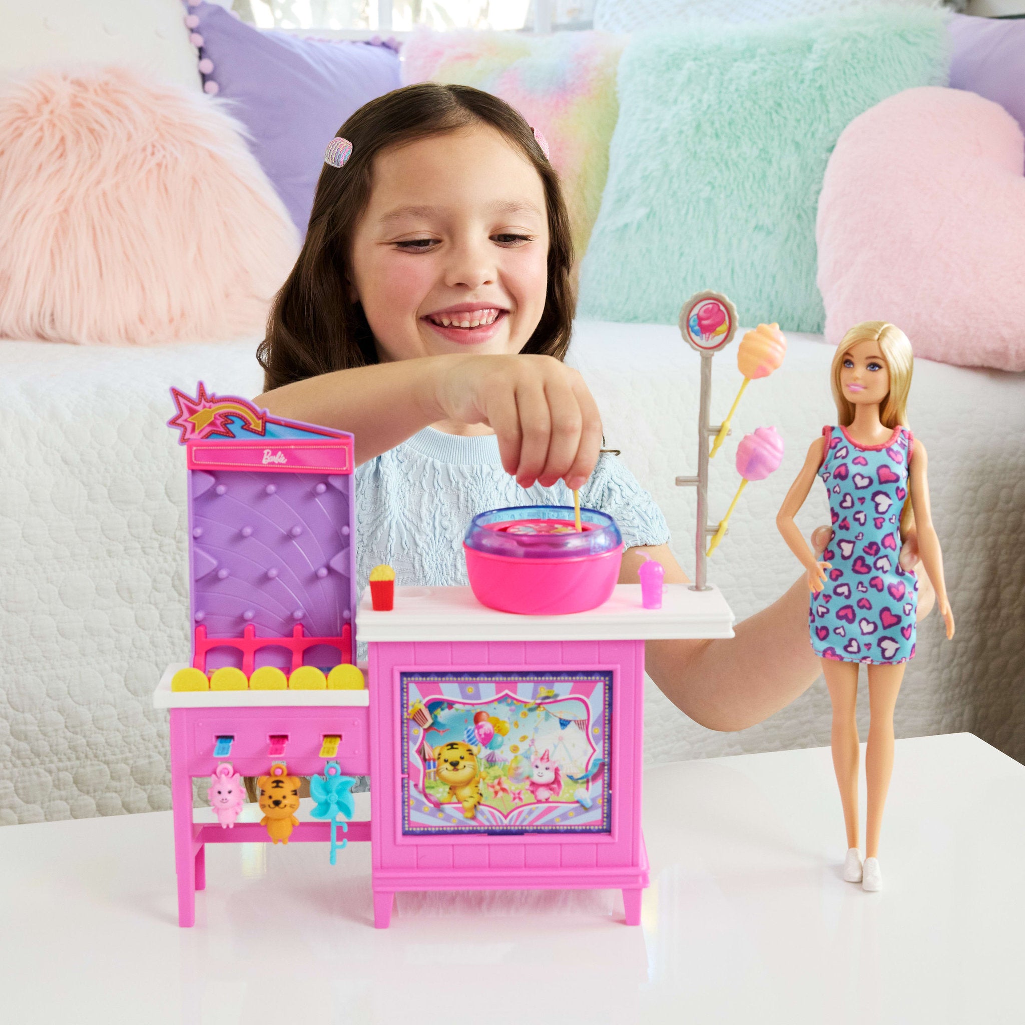 Barbie Mysteries Beach Detectives Malibu Cotton Candy Game Playset
