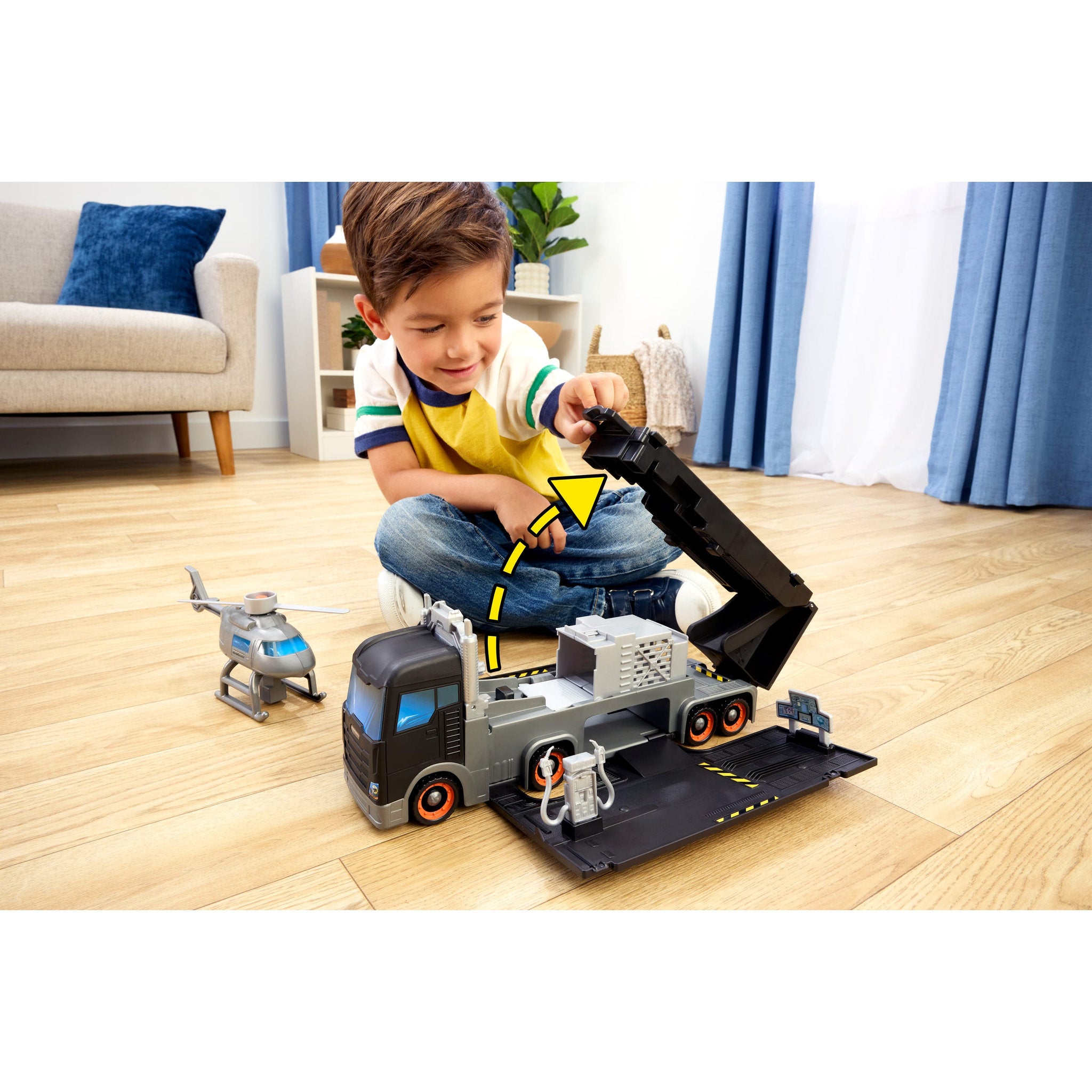 Matchbox The Movie Transforming Mobile Command Playset