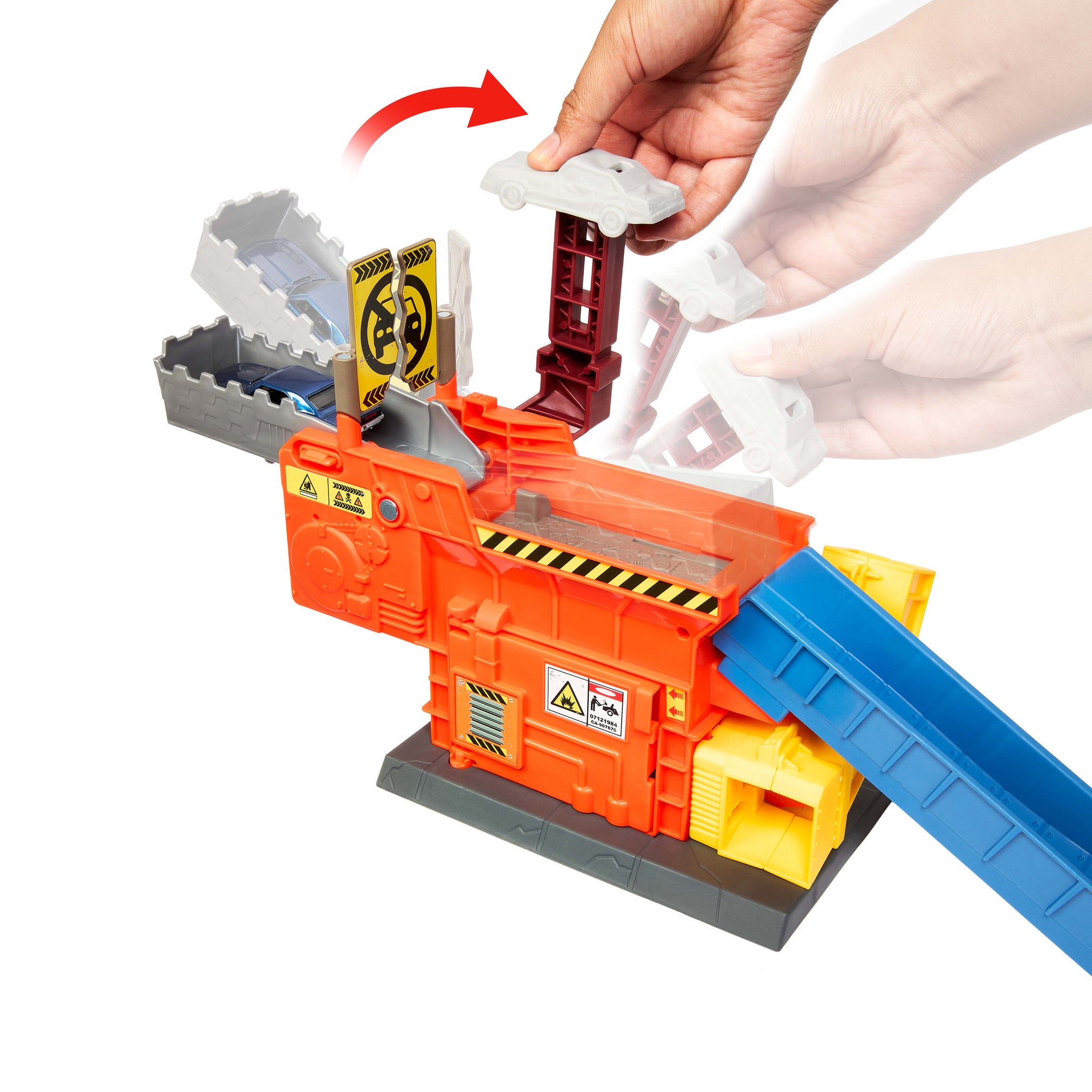 Matchbox The Movie Smalley's Launch & Crush Station Playset
