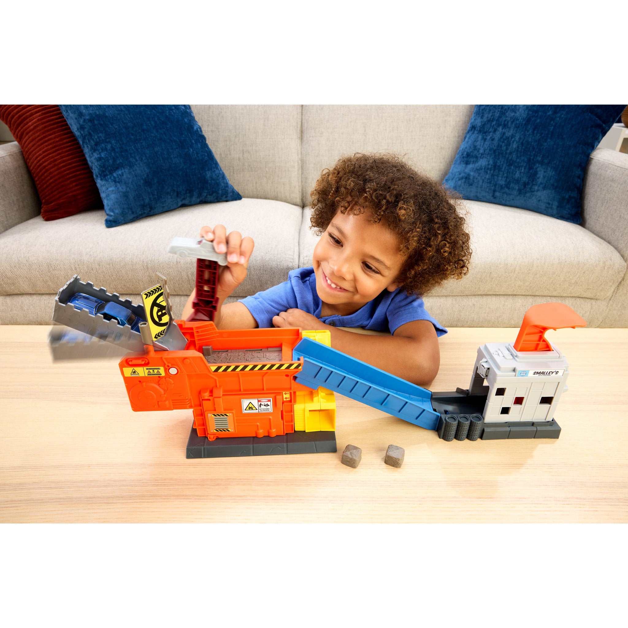 Matchbox The Movie Smalley's Launch & Crush Station Playset