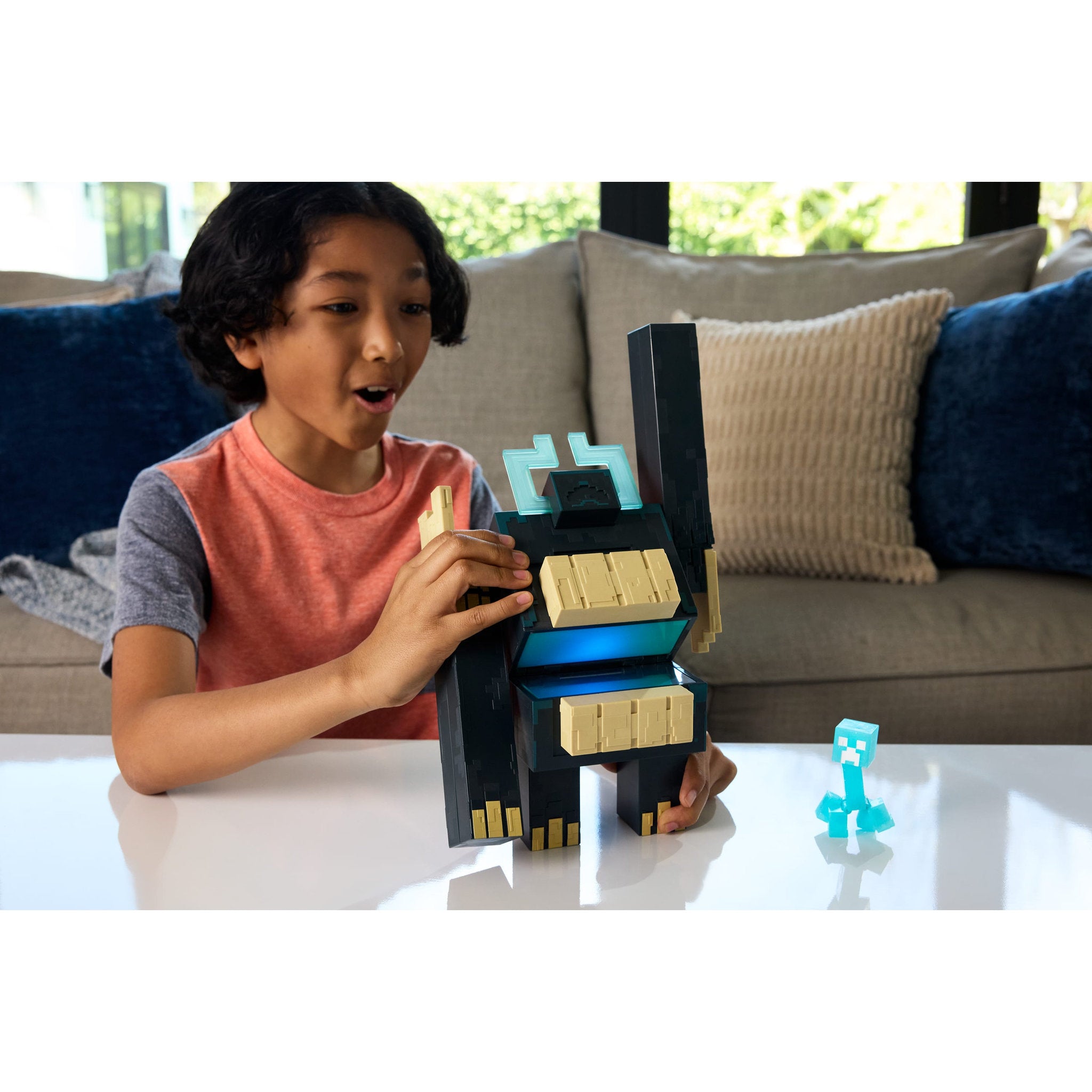 Minecraft Dungeons II Twisted Warden Figure