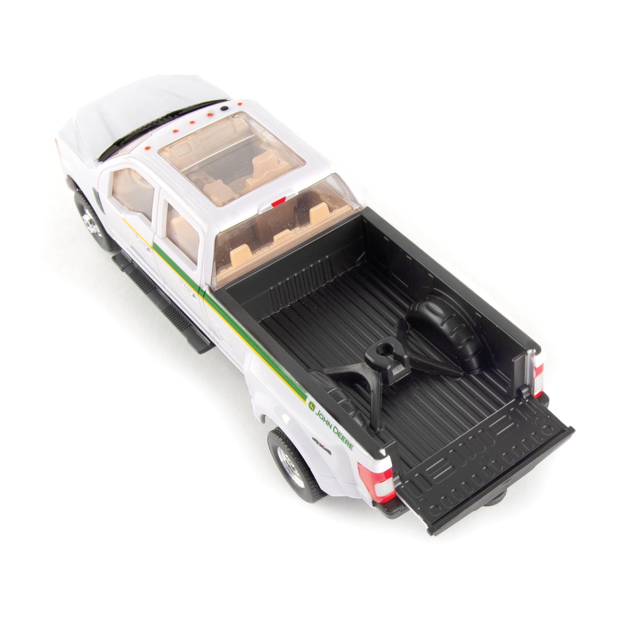 John Deere 1:32 Ford Pickup With John Deere Gator On Trailer (Plus Horses & Yards)