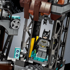LEGO 76122 BATMAN DC BATCAVE CLAYFACE INVASION