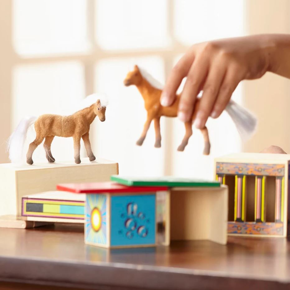 Melissa & Doug Classic Toy Wooden Horse Carrier