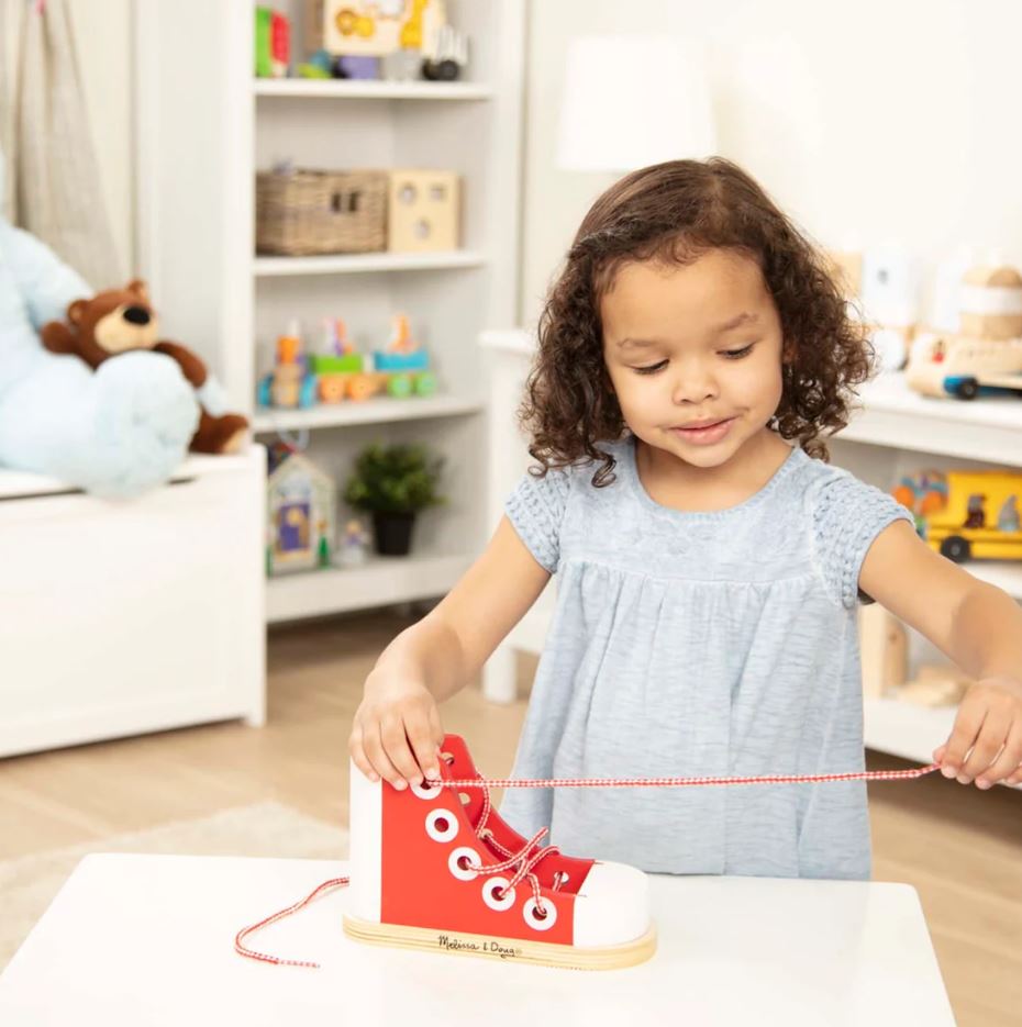 Melissa & Doug - Wooden Lacing Shoe