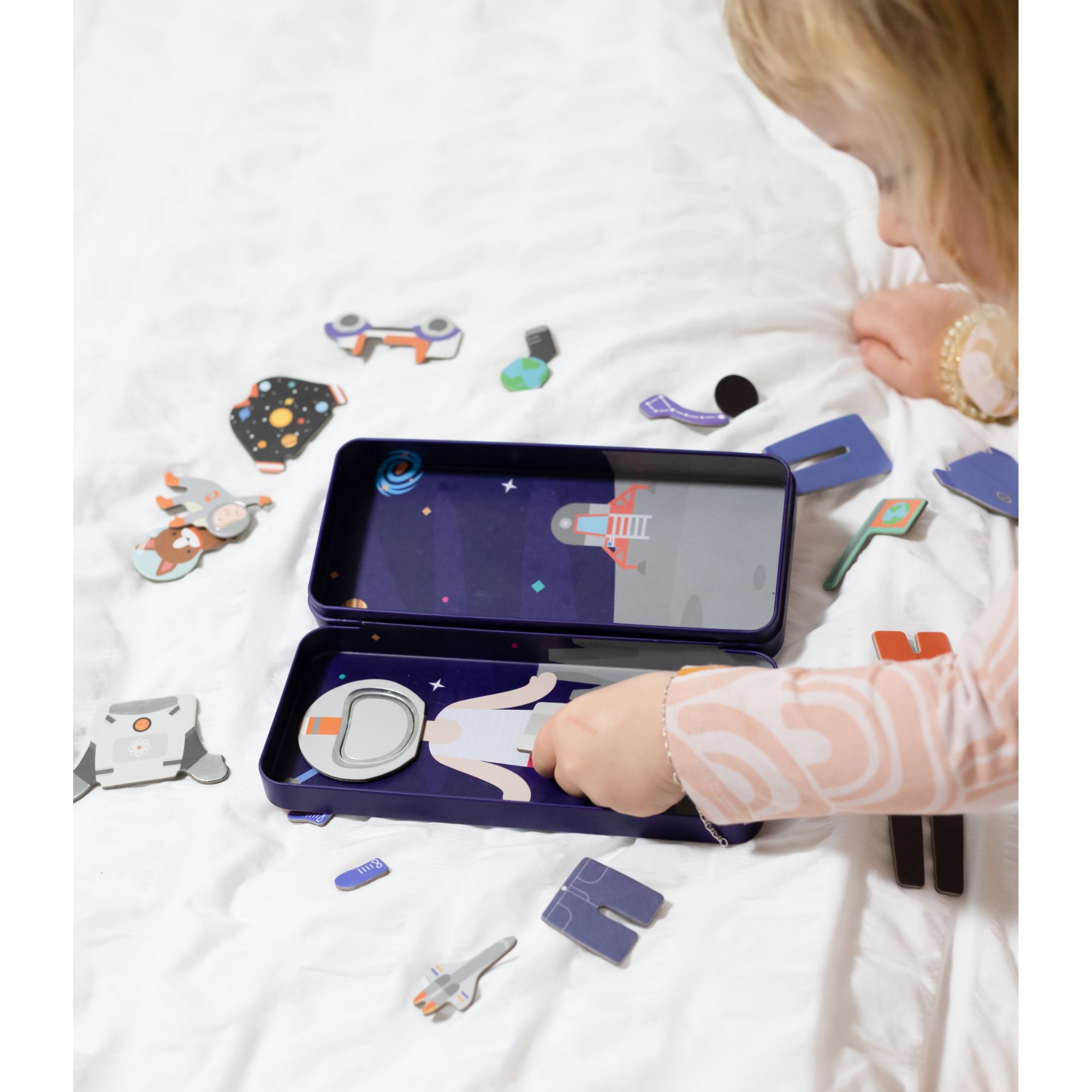 mierEdu Magnetic Puzzle Box Space Adventurer