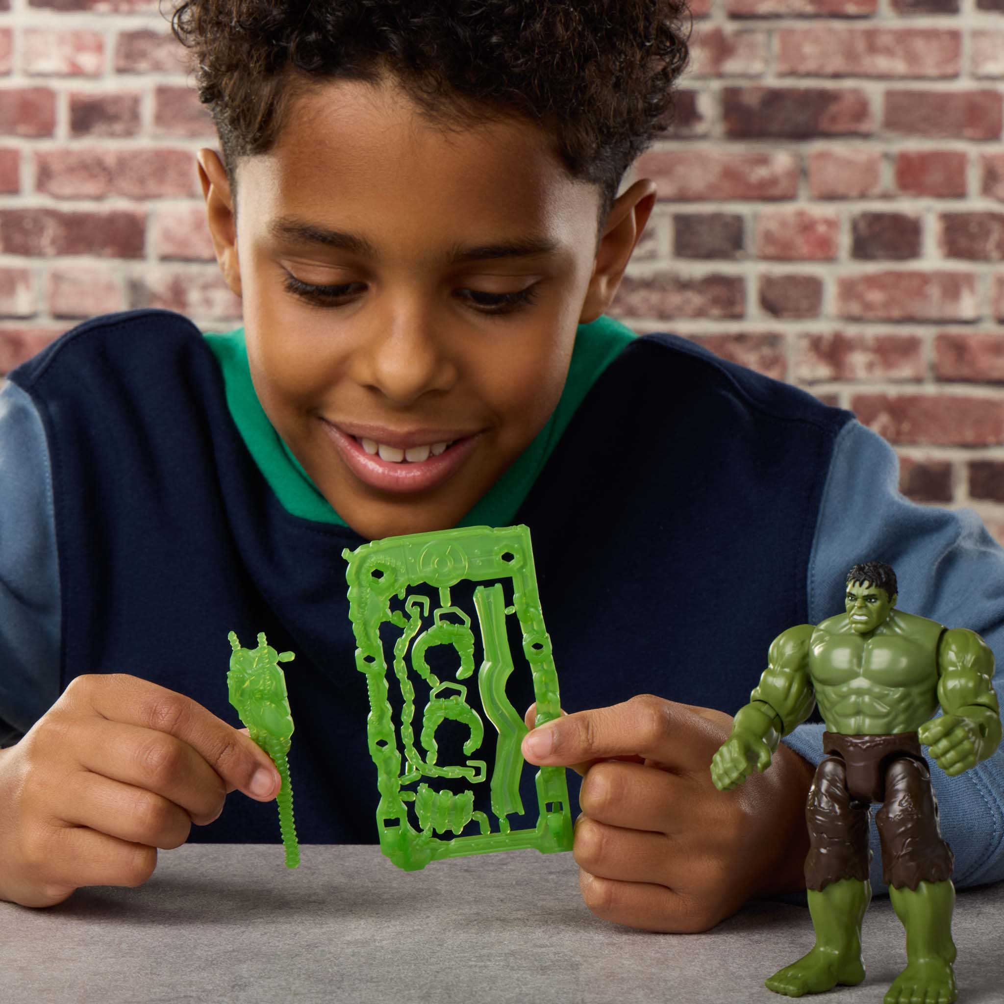 Marvel Spider-Man Brand New Day ActionVerse Hulk Figure