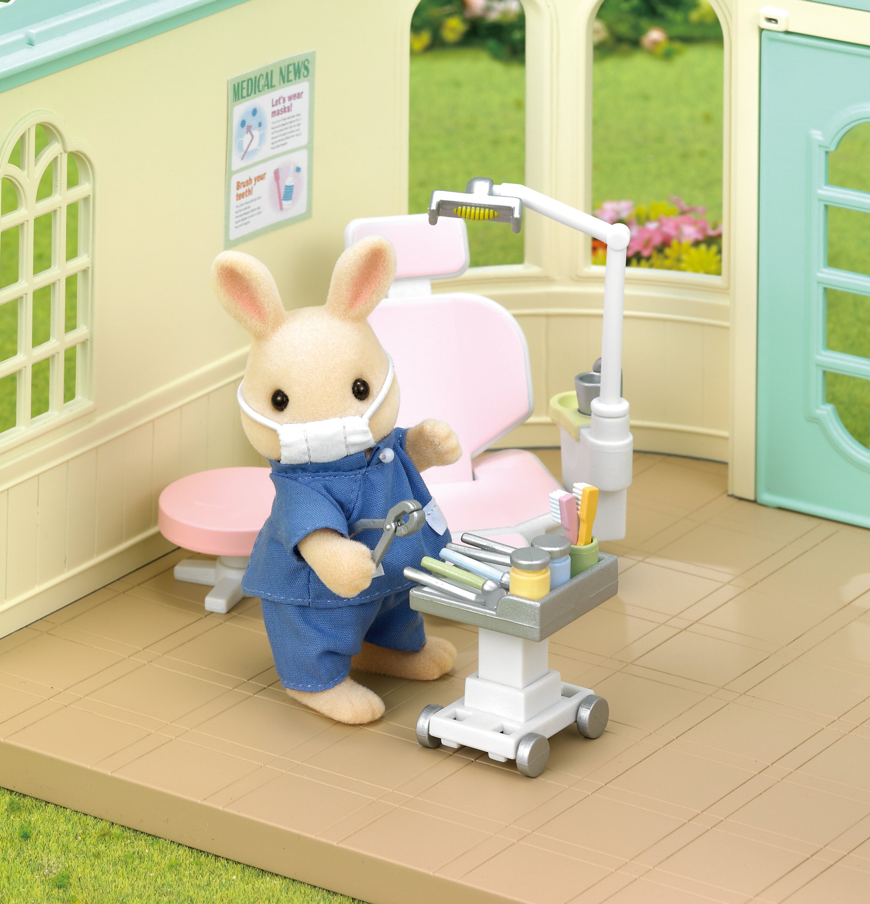 Sylvanian Families Country Dentist Set