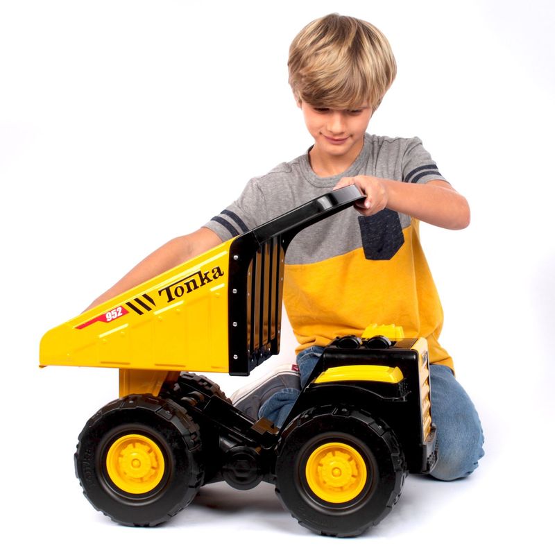 Tonka Steel Classics Toughest Mighty Dump Truck – Toyworld Australia