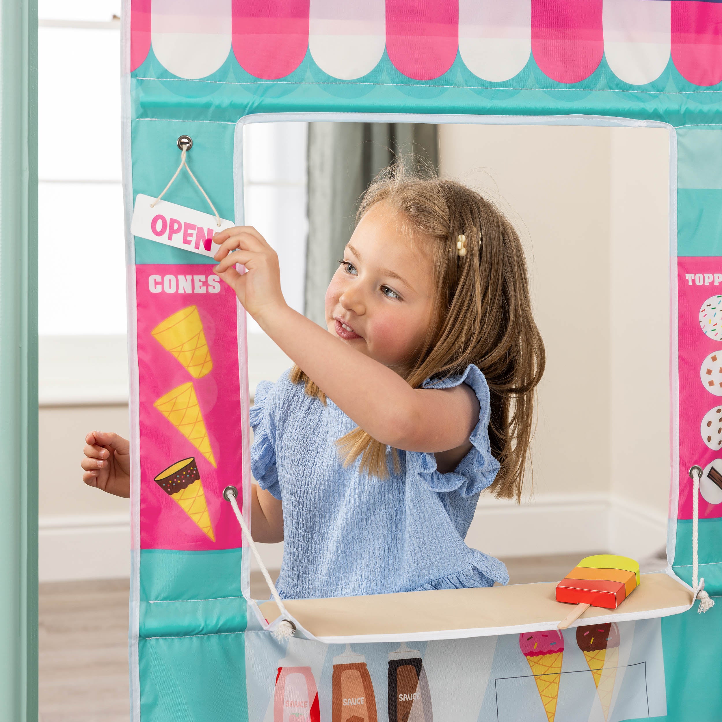 Toyrific Pop-Up Play Town Ice Cream Shop