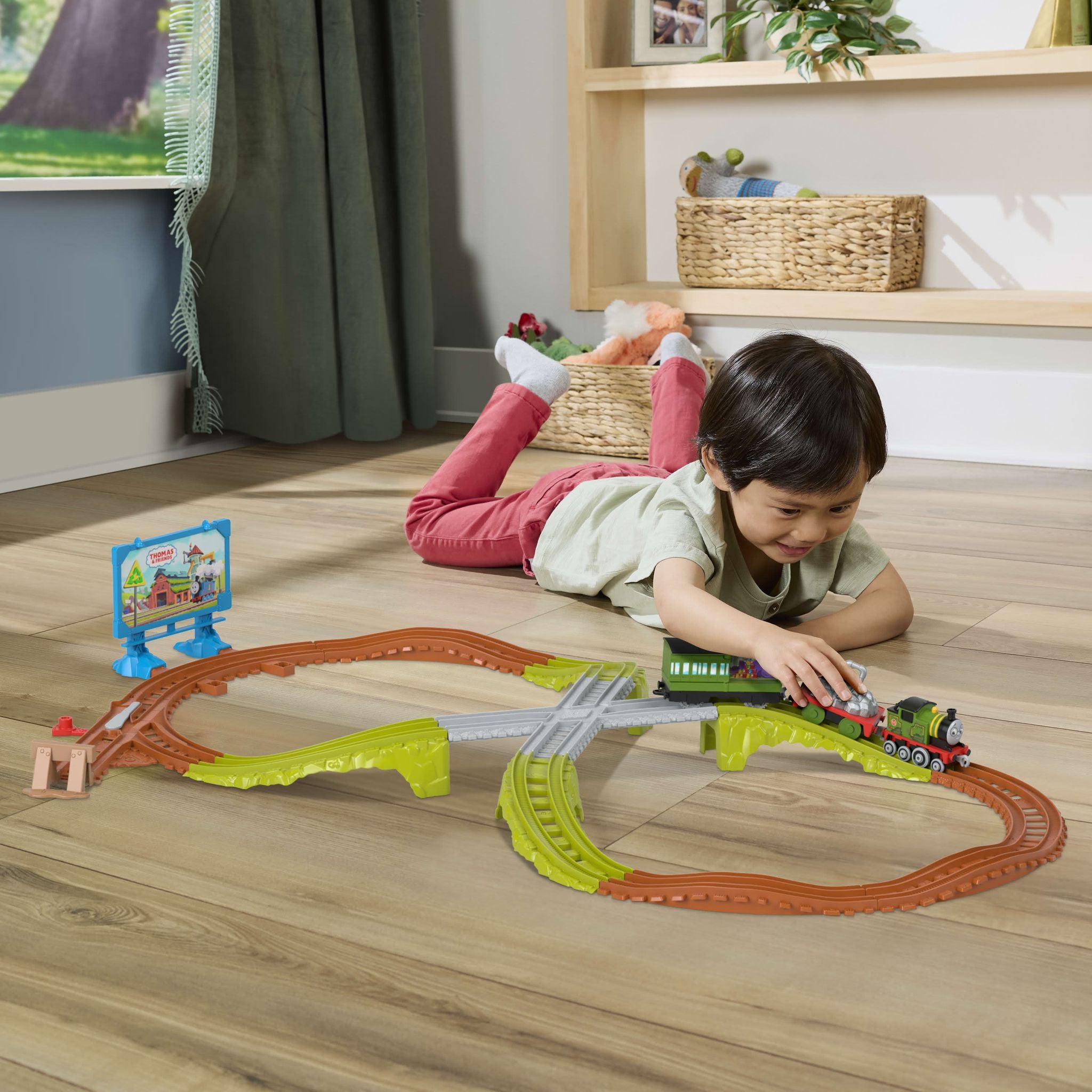 Fisher-Price Thomas & Friends Whiff's Recycling Push Along Train Track Set