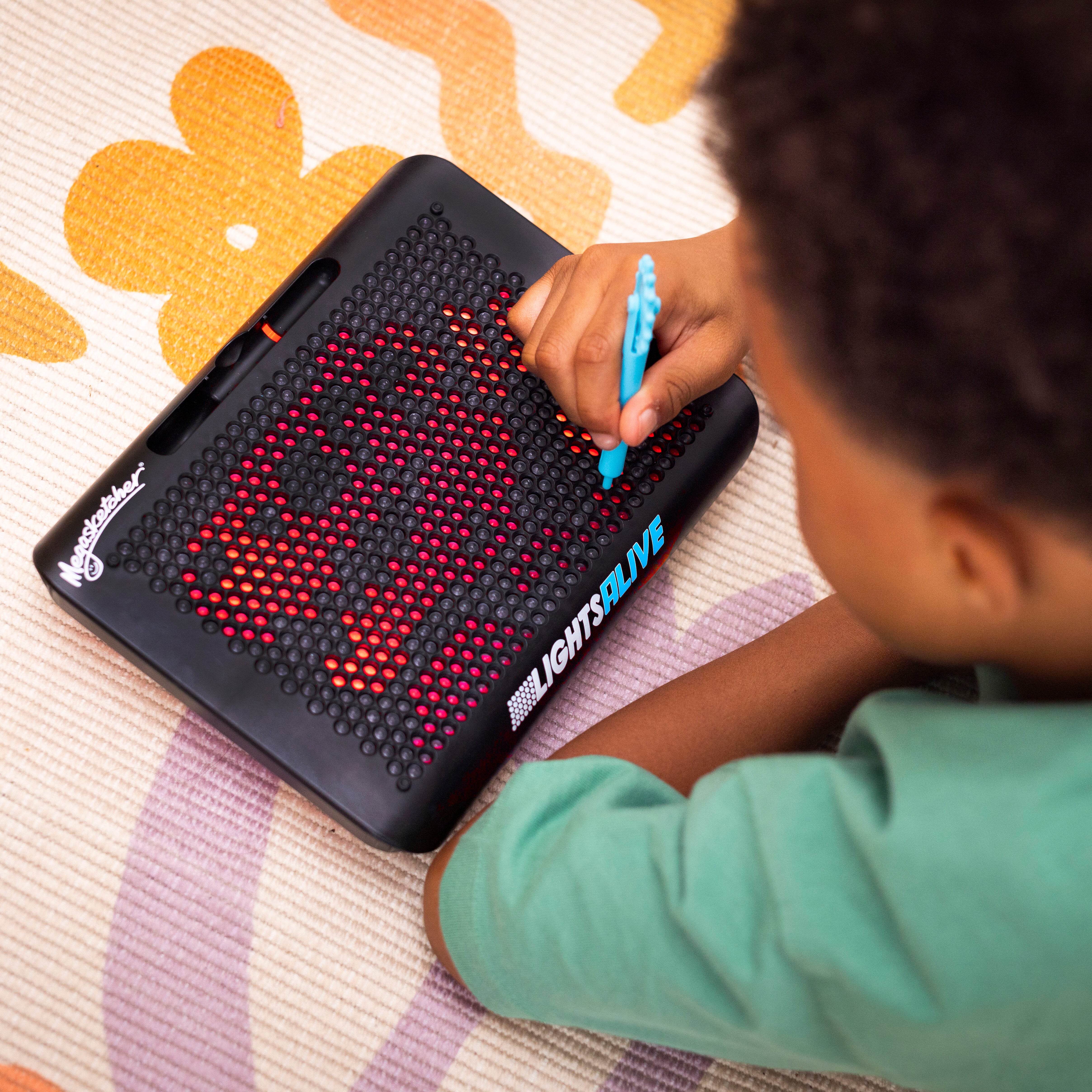 TOMY Megasketcher Lights Alive