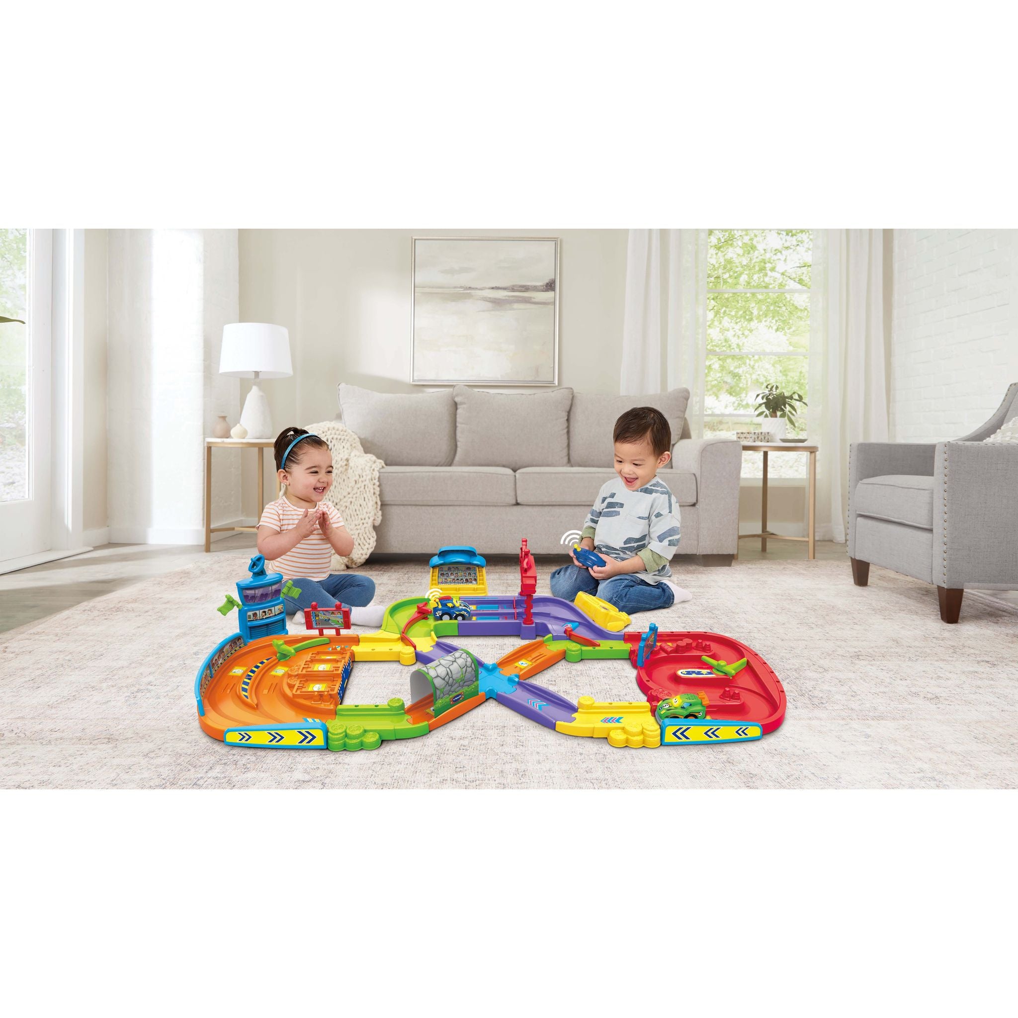 VTech Toot-Toot Driver Super Circuit RC Raceway