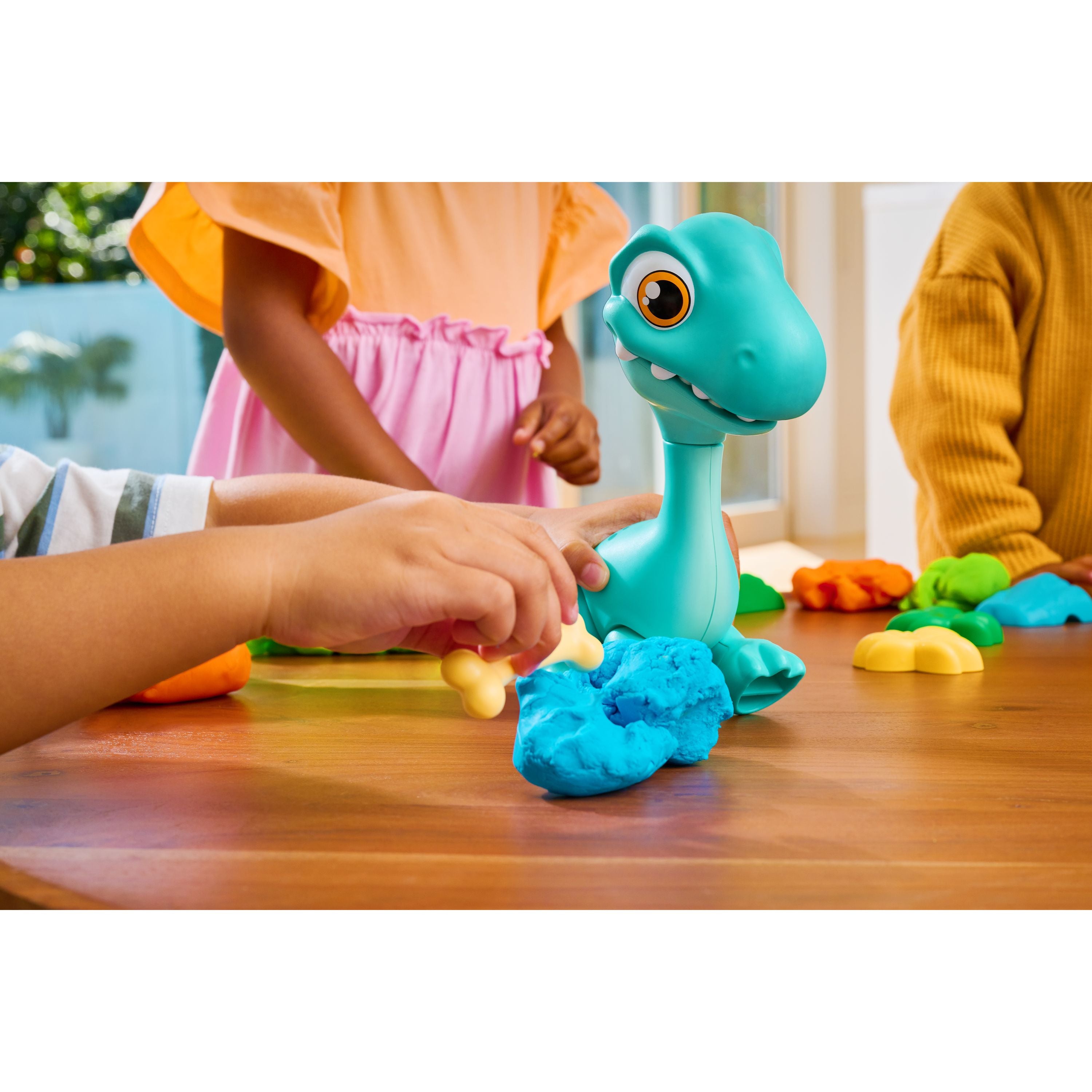 ZURU Smashers Junior Dino Dig Series 1 Large Egg Assorted Styles