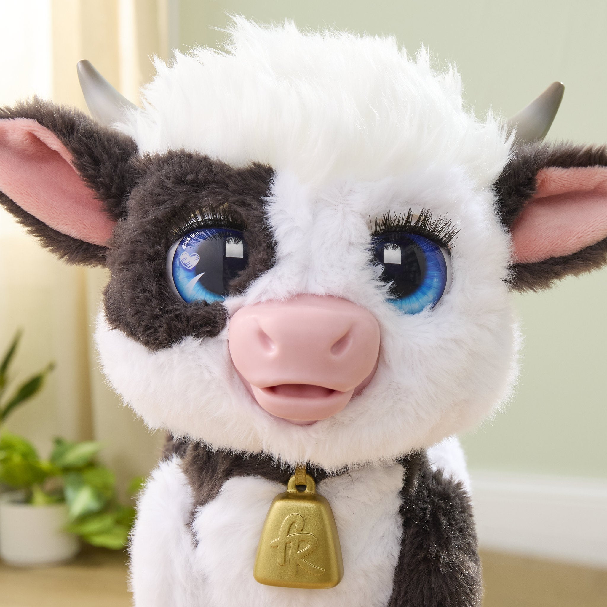 FurReal Riley the Feed & Follow Cow