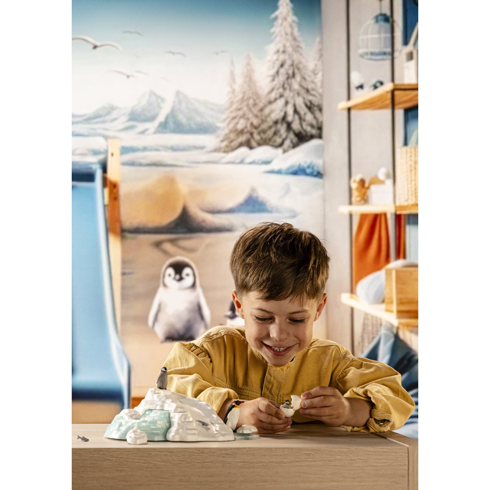 Schleich Penguin Family Fun
